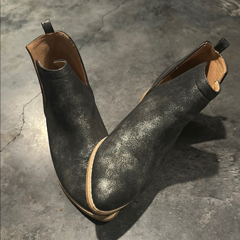 Stylish Black Ankle Boots